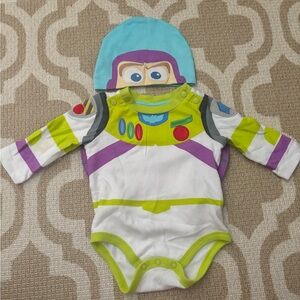 Used Disney Baby Buzz Lightyear onesie and hat 3-6 months